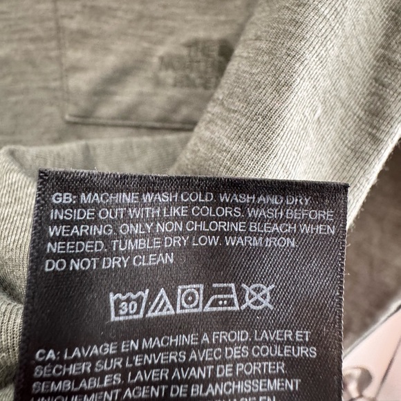 The North Face Women’s Lightweight Crewneck Pullover Green Medium - Picture 6 of 6